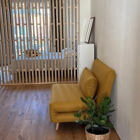 Teodora Safran Apartment *