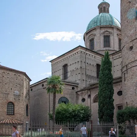 Teodora Safran Ravenne